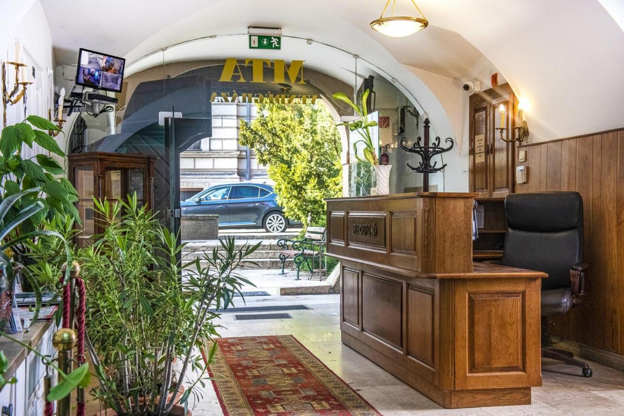 Academy Pension Budapest Exterior foto
